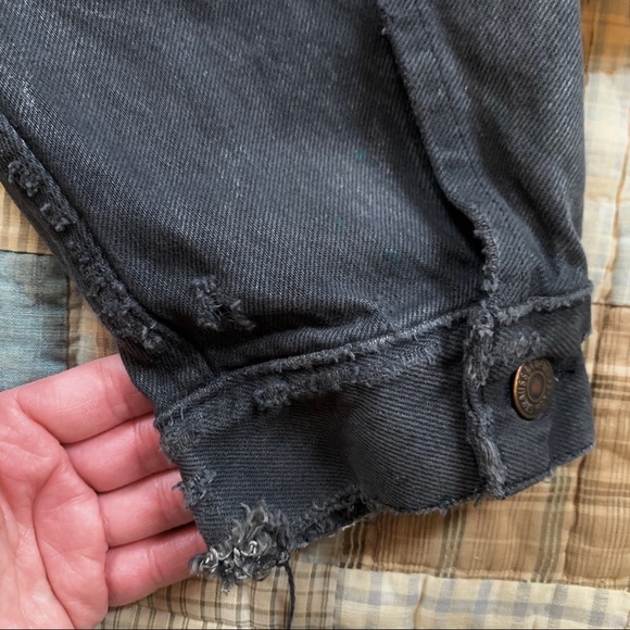 Vintage 1980s Levi’s Black Acid Wash Denim Jacket - Picture 6 of 8